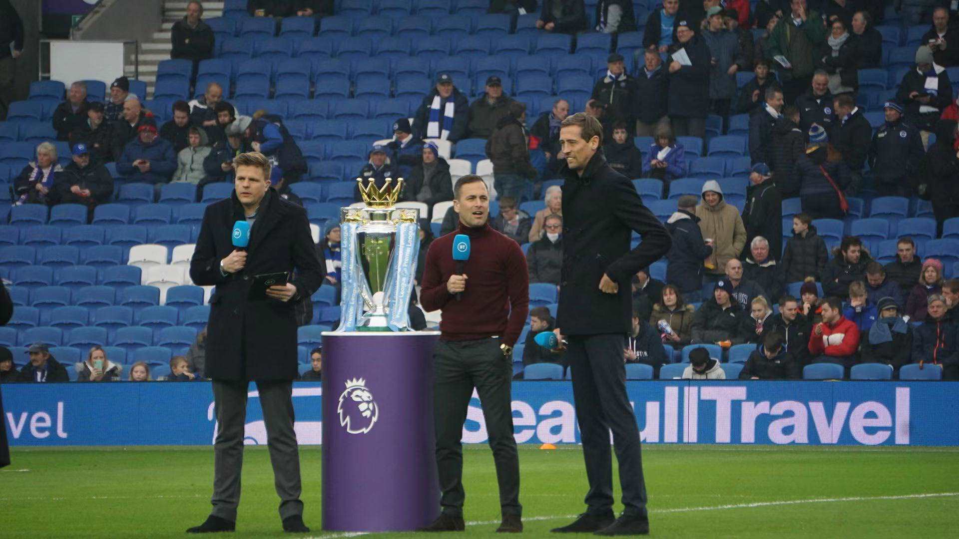 获得了更广 获得了更广